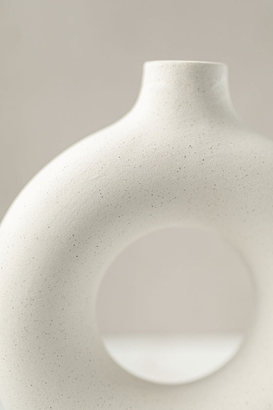 Nordic Ceramic Doughnut Vase