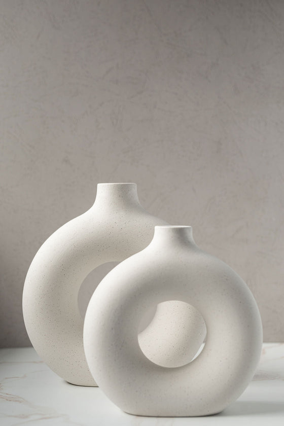 Nordic Ceramic Doughnut Vase